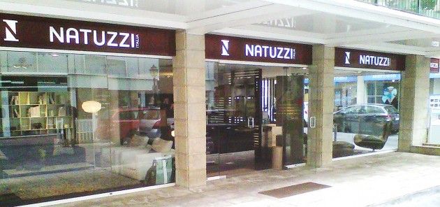 салон мебели, магазин Natuzzi, мягкая мебель, натуцци, элитная итальянская мебель, натуззи